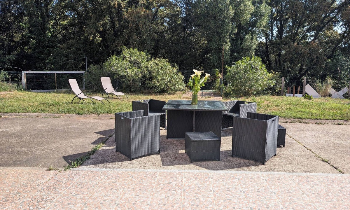 Alata Apartment | T3 ground floor facing maquis, quiet, close to beaches and mountains
