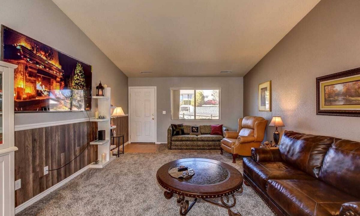 Prescott Valley House | This One's Better-More To Do-More Modern-More Fun!