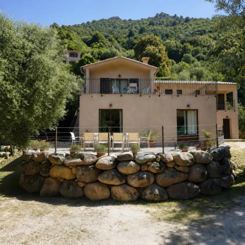 Manso House | U Bene Stà