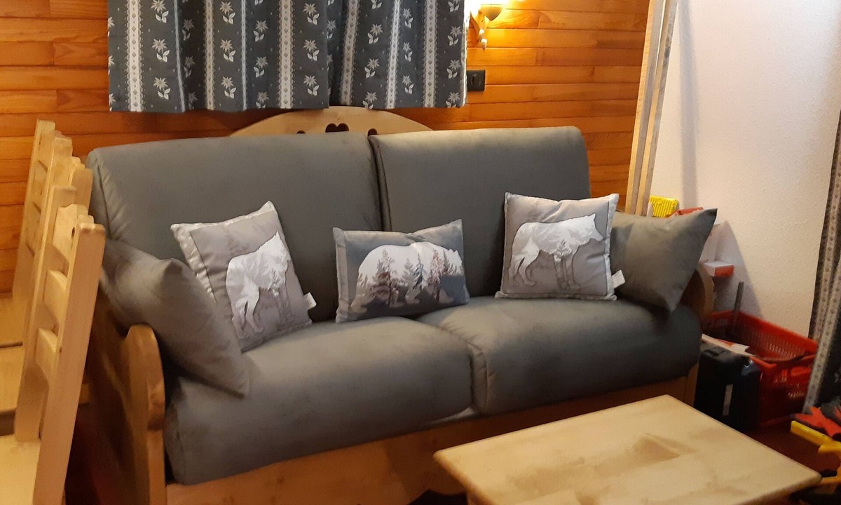 Valmorel Apartment | VALMOREL 6 pers 35m2, ski in and ski out Pierrafort, resort center