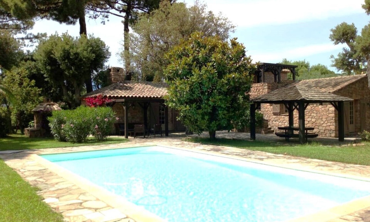 Lecci Villa | VILLA BELLA ROSA HAMLET AND SAN CIPRIANU BAY PORTO VECCHIO (walking distance from the beach)