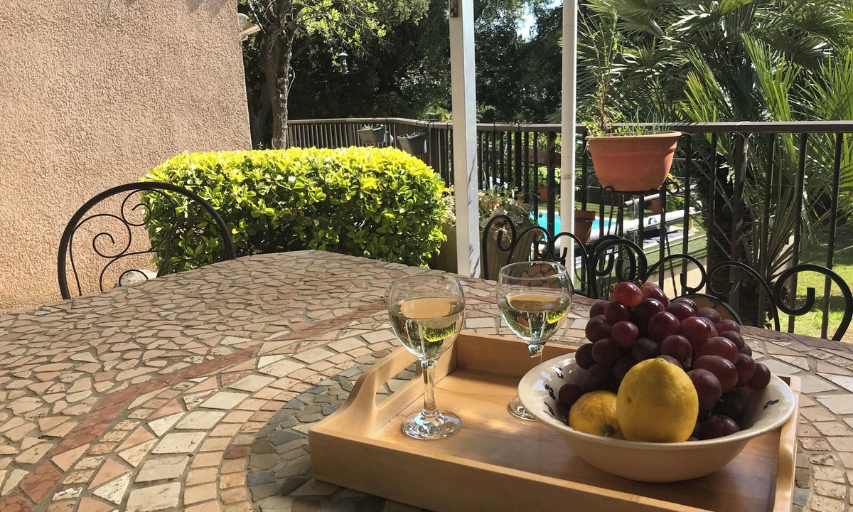 Cuttoli-Corticchiato Villa | Villa CasaFiora