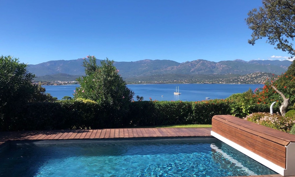 Porto-Vecchio Villa | VILLA SEA IN THE GULF OF PORTO-VECCHIO ROAD PALOMBAGGIA