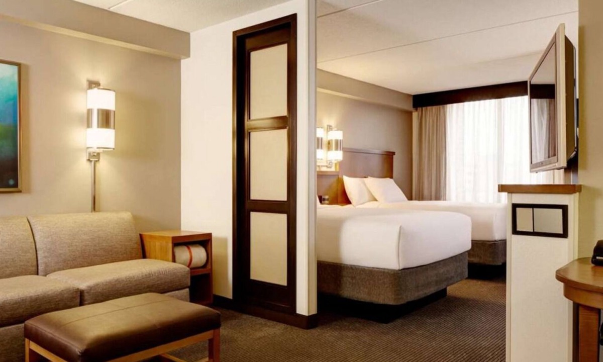 Tucson House | Walking in Saguaro National Park! Pet-friendly, Parking, Pool, Airport Shuttle!