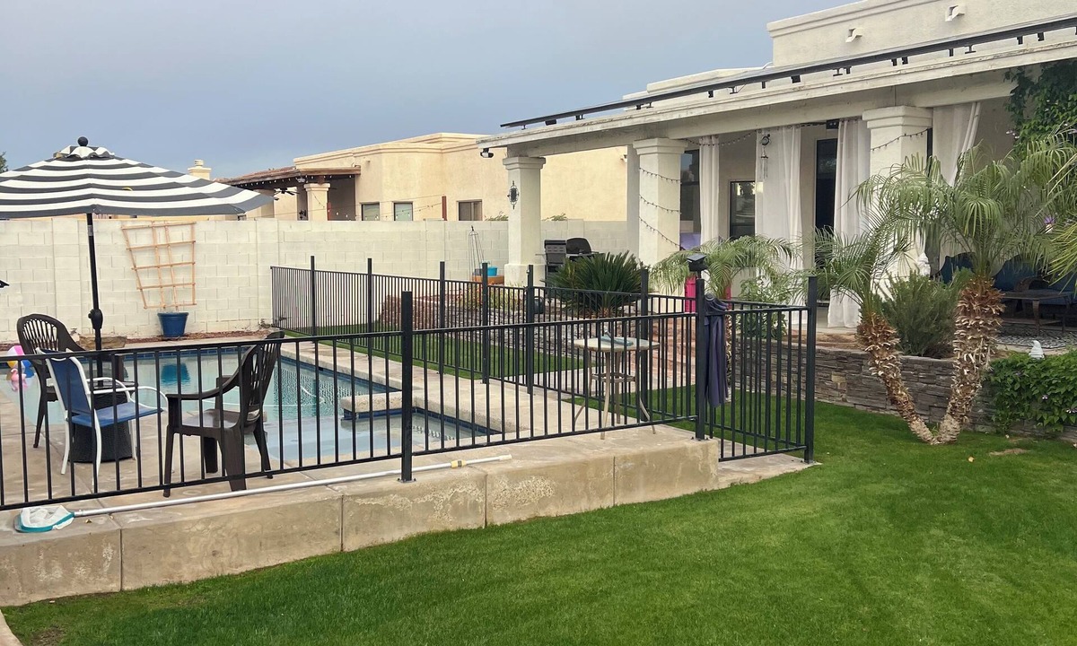 Yuma House | Yuma Oasis with Pool & Spa,Spacious, Family-Friendly, Central Location