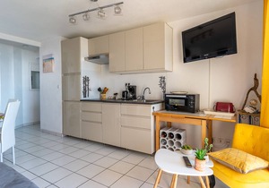 Mimizan Beach: Apartment for 4 with Parking and Direct Beach Access