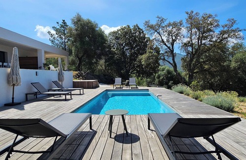 Olmiccia Apartment | 1 Double Room 2 pers, Residence Casa Pian d'Olmo/Double Room - L'alivu