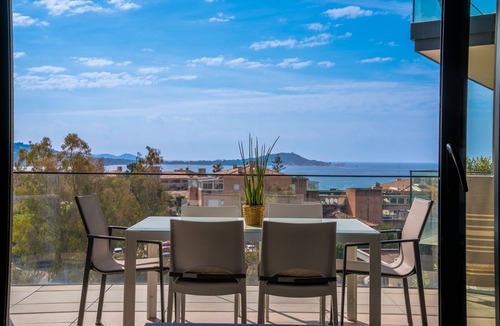 Albitreccia Apartment | 110 m2 D'espace de Vie, vue Mer, Plage à 200 m
