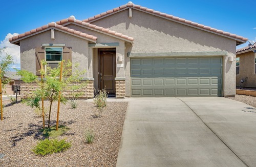 Tucson House | 12 Mi to Downtown: Tucson Home w/Community Pool