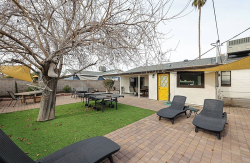 Papago Parkway House | 3 BDR Home Down Town Scottsdale with Hot Tub