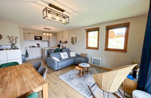 Valmorel Ski Chalet | 3* Chalet Valmorel, ski-in/ski-out, 3 bedrooms, parking, WIFI