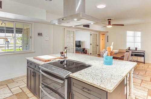 Mesa House | 3 Mi to Dtwn Shops & Eats: Mesa Home w/Pool!