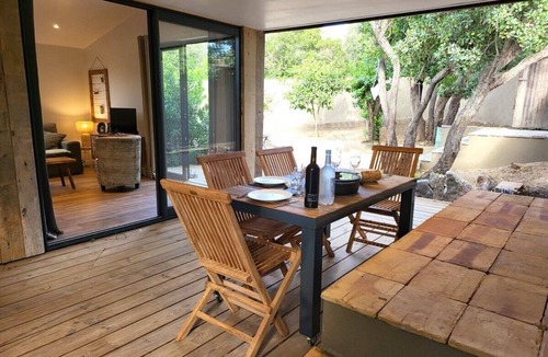 Bonifacio House | 50m² cabin near the Gulf of Sant'Amanza