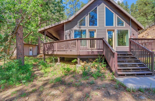 Iron Springs Cottage | 6 Mi to Mt Union: Peaceful Cabin w/Deck