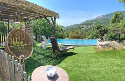 Carbuccia Ski Chalet | A Cantina Chalet avec Piscine proche d Ajaccio