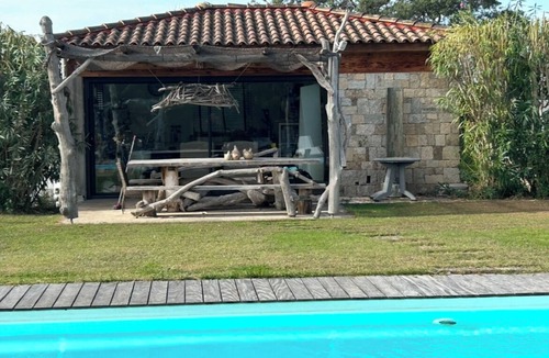Afa Villa | Afa, Baleone commercial area low villa with pool near sea and mountains