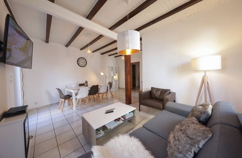 Old Town House | air-conditioned house in colmar town center with jacuzzi and private garden