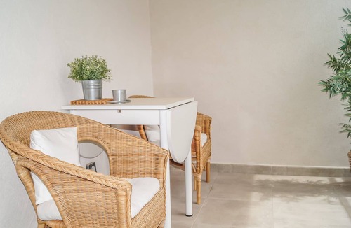 Bonifacio Apartment | Apartment DOLCE