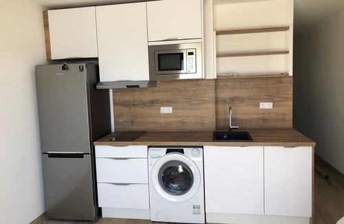 Bravone Apartment | APARTMENT Les PIEDS DANS L'EAU - Sea view - 2 to 4 people