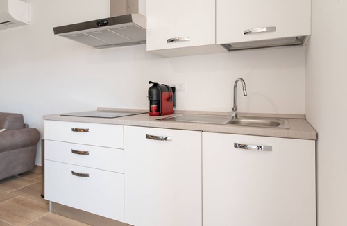Pineto Apartment | Apartment 'Residence La Dolce Vita' with Sea View, Wi-Fi and Air Conditioning