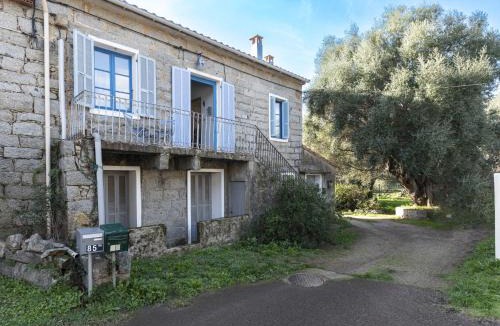 Porto-Vecchio Apartment | Apartment Santa by Interhome