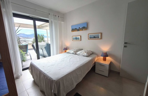 Albitreccia Apartment | Apartment with terrace close to the beach