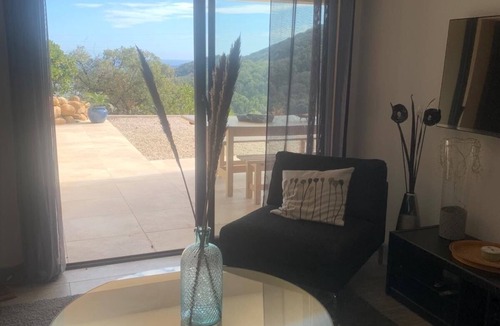 Ventiseri Apartment | Appartement Avec Grande Terrasse vue mer et Maquis
