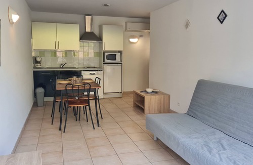 Serra-di-Ferro Apartment | Appartement climatisé dans une résidence * avec piscine, mer à pied