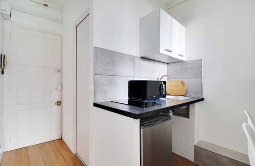 17th Arrondissement Apartment | Authentic studio - 2P - Plaine-Monceau