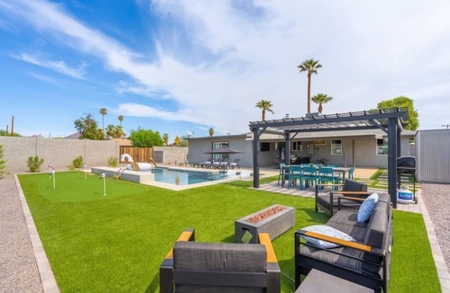 Camelback East House | BackyardOasis - FamilyRetreat Villa - HeatedPool