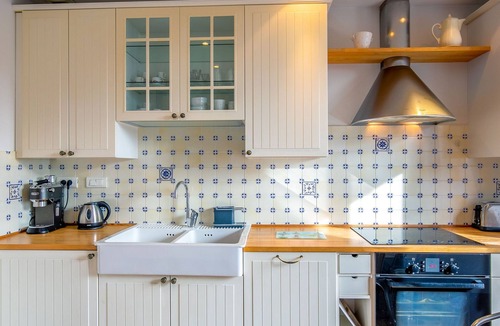 Tregunc House | Balade Océane by Interhome