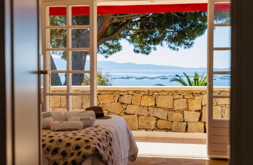 Ajaccio Hotel | Balamb Garden A Cinarchesa