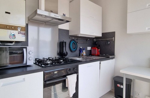 Concarneau Apartment | Beautiful, bright apartment at Les Sables Blancs in Concarneau - 150m from the beach and the GR34