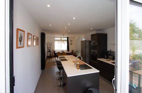 Concarneau Apartment | Beautiful spacious apartment with terrace - town center and 2 steps from the beaches - garage