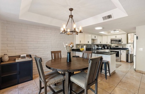 Villa San Marcos House | Bright & Modern 3BR House Steps to Old Town Scottsdale