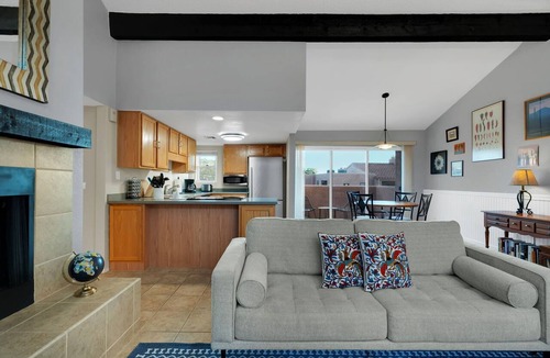 Sabino Mountain Condo | Canyon Condo! Light and space! Gated complex!