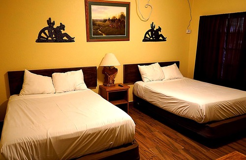 Williams Hotel | Canyon Motel and RV Park