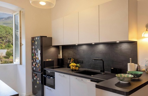 Erbalunga Apartment | Casa Bianca – Charme & vue mer au cœur d’Erbalunga