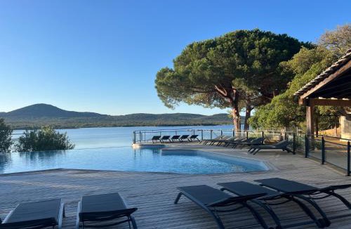 Pianotolli-Caldarello Apartment | Casa di Daisy - T2 les pieds dans l'eau et piscine