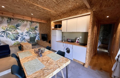 Cardo Villa | Casa Di Legnu, downstairs villa on the heights of BASTIA