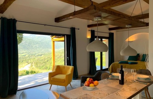 Viggianello Villa | Casa Lesia- Mini villa with sea view, 5 minutes from the Valinco beaches