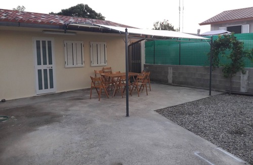 La Marana House | Casa Vacanze Indipendente, Parcheggio Interno e Giardino Privato Recintato