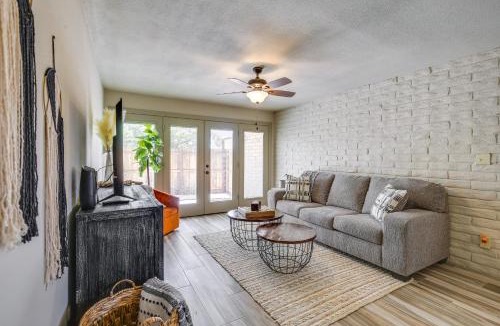 Yuma House | Centrally Located Yuma Retreat w/Fenced Patio