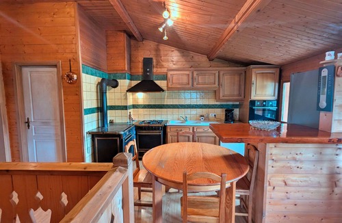 Vagney Cottage | Chalet with parking, authentic charm - 4 guests