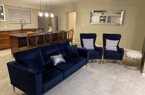 Casas Adobes Estates House | Charming 4-bedroom house with AC, WiFi, and play areas in pleasant Tucson