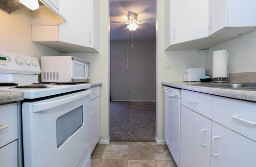 Tucson Condo | Charming Cozy, two bedroom, spacious condo!