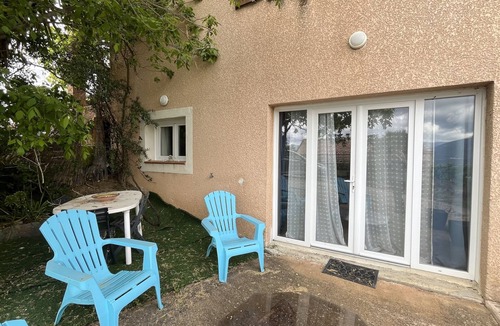 Afa Apartment | Charming ground floor villa between sea and mountains