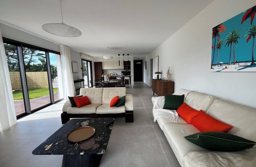Roscoff Villa | Charming villa 400m from the center of Roscoff, Parking, Enclosed garden, wifi