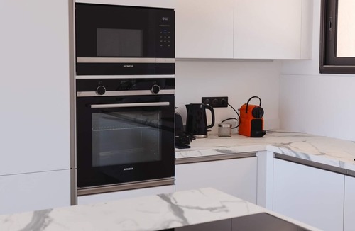 Pietrosella Villa | CHIC VILLA WITH BEAUTIFUL SEA VIEW