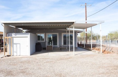 Yuma House | Colorado River Home 6 seater Golf Cart & Boat Slip